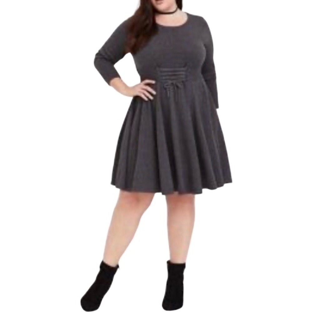 TORRID 2X Charcoal Gray Sweater Dress‎ Lace Up Waist Long Sleeve Size 2  Witchy